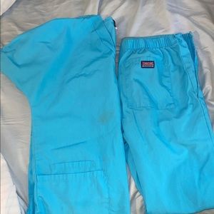 I am smelling 2 sets of scrubs. They are both the same color and sizes.